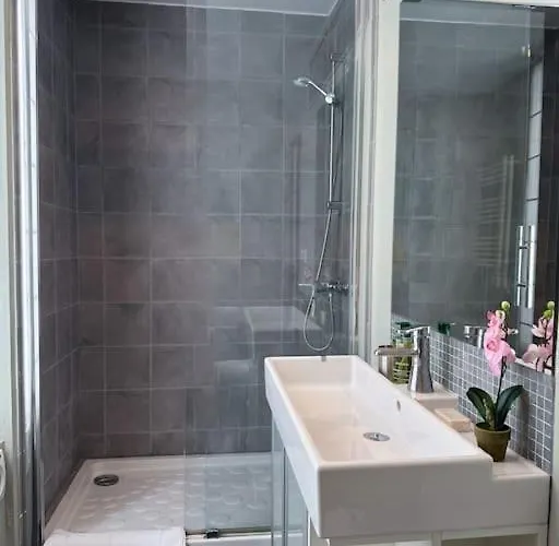 Cosy Au Coeur De 아파트 *